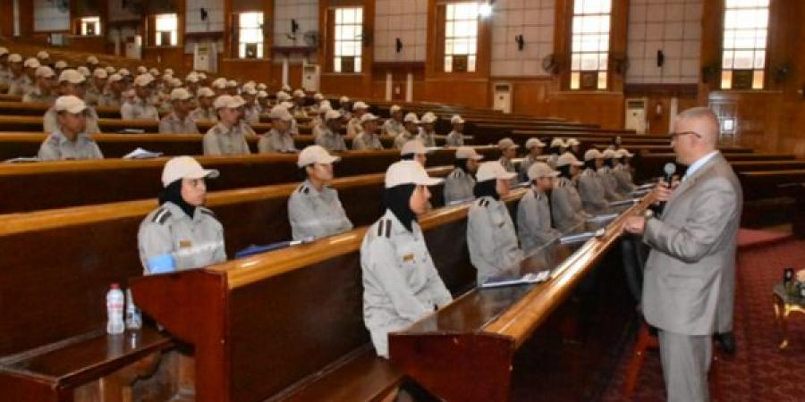 دورة تدريبية لطلبة وطالبات كلية الشرطة في مجال "قواعد نيلسون مان