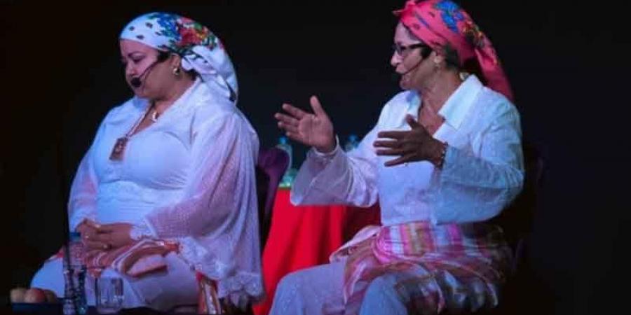 كوميديا اجتماعية بلمسة نسائية .. «للاّهم» تُبهر جمهور مسرح قرمبالية