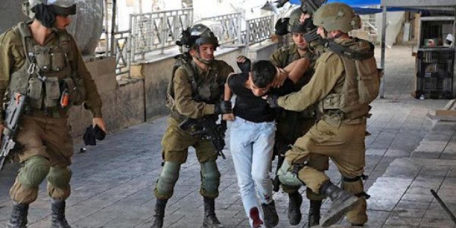 الاحتلال يعتقل 12 مواطناً من محافظة بيت لحم