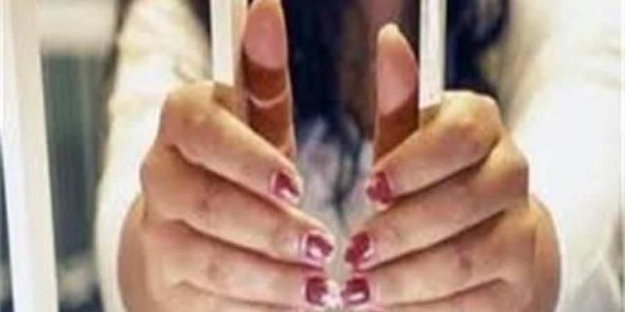 ربة منزل بعد خطفها طفلا من والدته بالوايلي: زوجى السبب