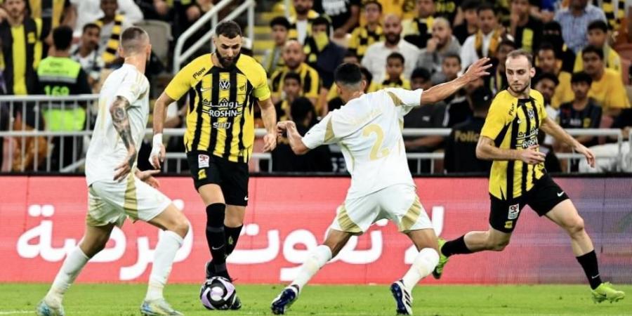 النصر والاتحاد يقصان شريط السوبر السعودي بقمة ثأرية