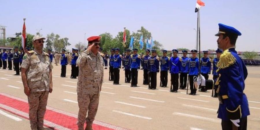 وزير الدفاع: القوات المسلحة باتت تتمتع بمستوى عالٍ من الإنضباط والجاهزية