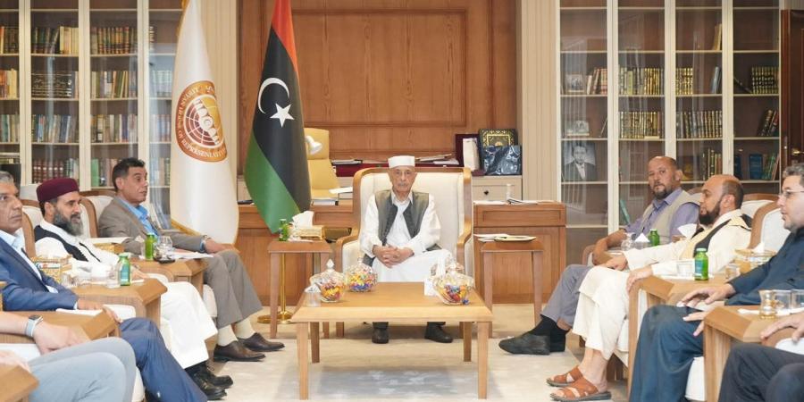 خلال اجتماع مع نواب الشرق.. المستشار صالح يشدد على وحدة الصف وتحقيق العدالة ورفض التهميش