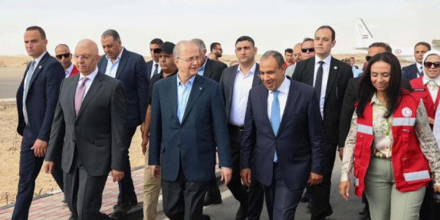 مصطفى من أمام بوابة معبر رفح: سنعلن قريباً عن لجنة لإدارة شؤون قطاع غزة