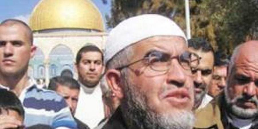 "بالورقة والقلم "... الفلسطينيون يعلمون أن مصر تقف بقوة مع قضيتهم ومظاهرة الإخوان أمام السفارة المصرية في تل أبيب فضيحة للتنظيم