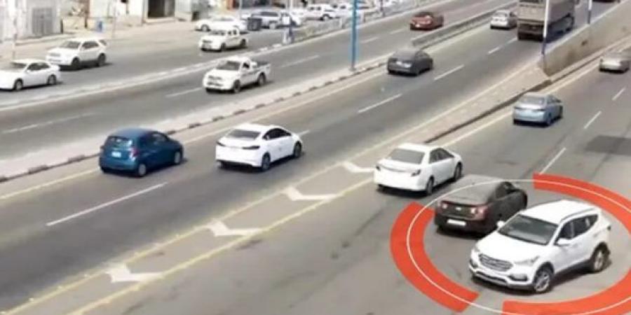 عقوبة السير عكس الإتجاه.. تعرف عليها