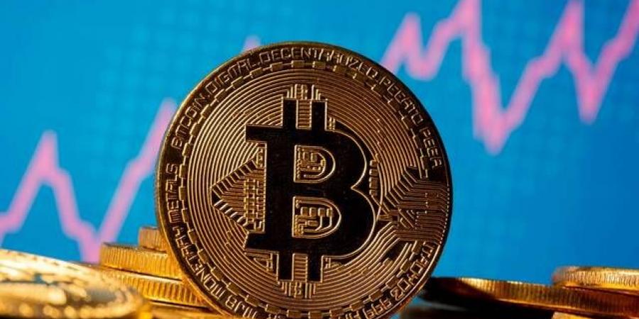 تراجع العملات المشفرة من مستوياتها القياسية مع جني الأرباح