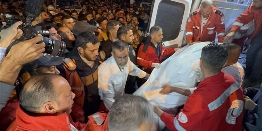 نصفهم في غزة.. مقتل 383 عامل إغاثة خلال عام 2024