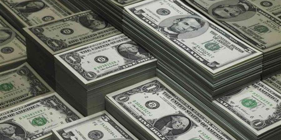 ارتفاع مفاجئ في سعر الدولار بمنتصف التعاملات مقابل الجنيه المصري في البنوك