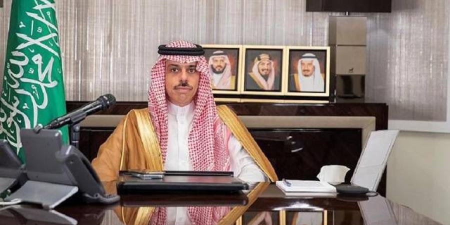 وزير الخارجية يبحث مع نظرائه في 3 دول خليجية العلاقات والتطورات الإقليمية