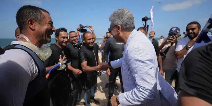 وزير السياحة يوجه الشكر للقوات البحرية والقوات المسلحة للتعاون فى انتشال قطع أثرية من البحر المتوسط