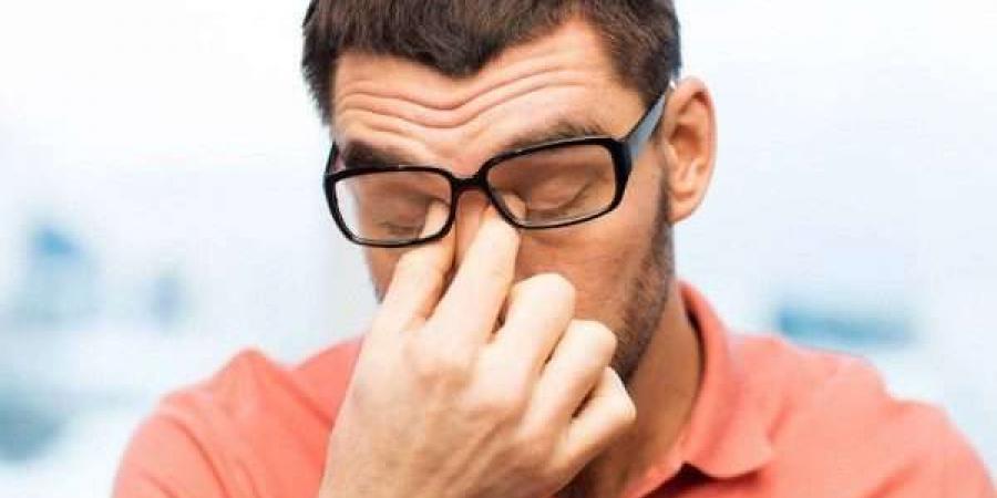 التهاب العين مشكلة صحية قد تهدد البصر حال إهمالها.. كيف تتجنبها؟