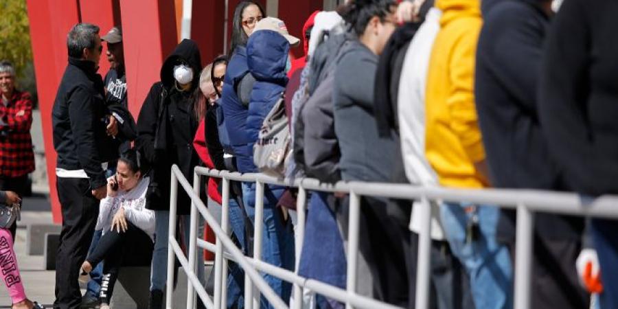 ارتفاع عدد طلبات إعانة البطالة الأمريكية بأكثر من المتوقع