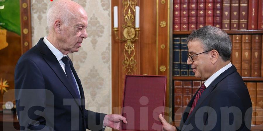 ماذا قال رئيس الجمهورية قيس سعيد على البنوك العمومية و الخاصة؟