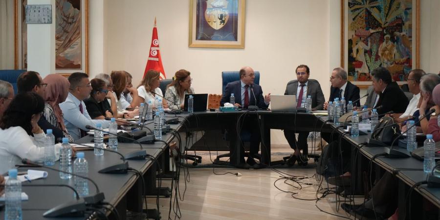 اللجنة القطاعية للسياحة والصناعات التقليدية تناقش الخطوط العريضة للقطاع ضمن المخطط التنموي 20262030