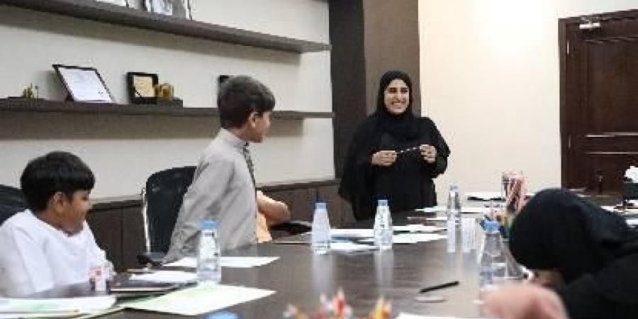 «الشارقة للتمكين الاجتماعي» تعزّز القيم الإنسانية في الأبناء