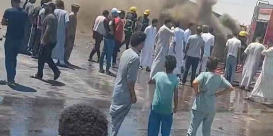 مصر.. وفاة وإصابة 20 شخصاً في تصادم بين شاحنة وعدة سيارات