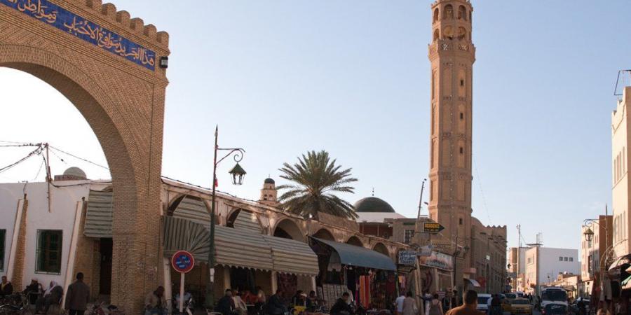 توزر: ضبط تدخلات عاجلة لتنظيف وصيانة المؤسسات التربوية بالجهة