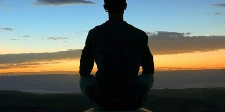 تأمل اليقظة الذهنية .. سرّ بسيط لتعزيز التركيز وتنشيط الدماغ
