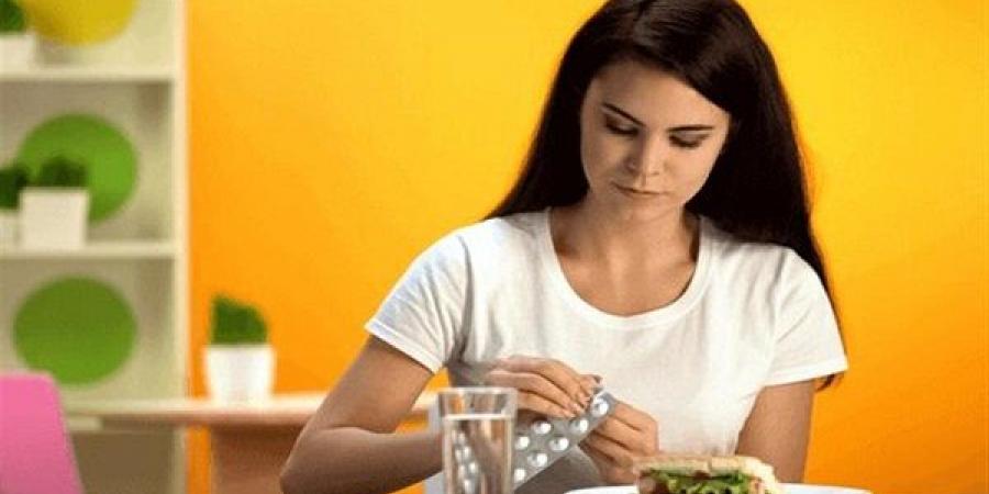أطعمة تُضعف مفعول المضادات الحيوية .. تعرف عليها