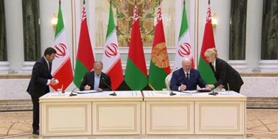 بيلاروسيا وإيران توقعان بيانًا لتطوير العلاقات بعمق