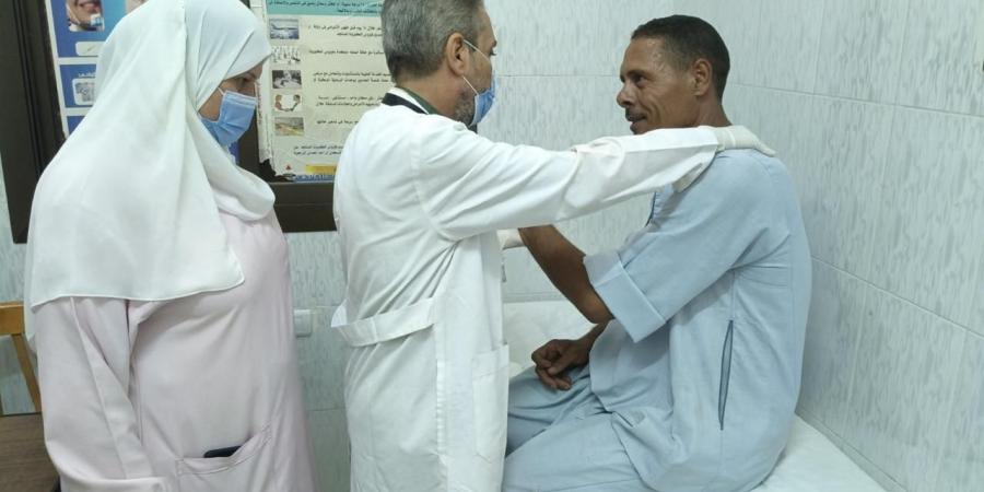 قافلة “حياة كريمة” تقدم خدماتها الطبية لأكثرمن 1050 مواطنًا