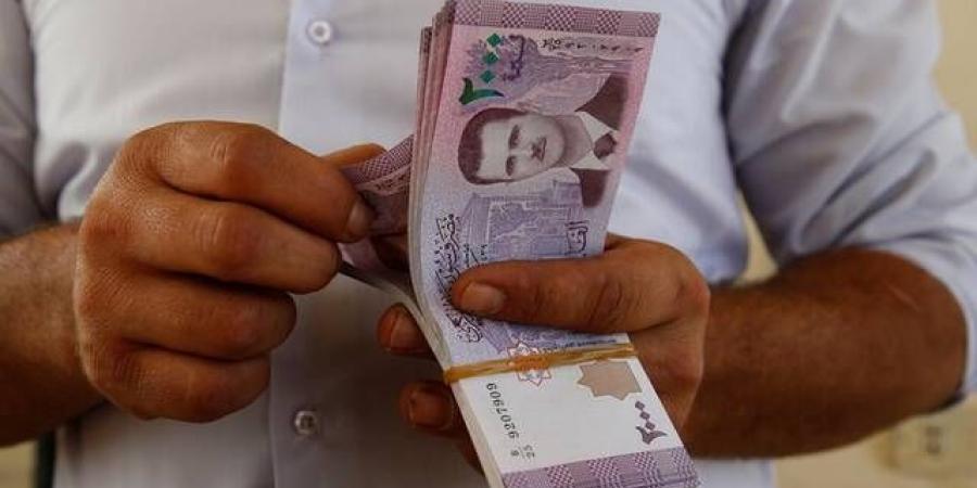 بتعاون روسي.. سوريا تحذف صفرين من الليرة وتصدر أوراقاً نقدية جديدة ديسمبر المقبل