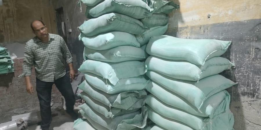 ضبط 30 شيكارة دقيق بلدي مدعم مخصص للمخابز البلديه
