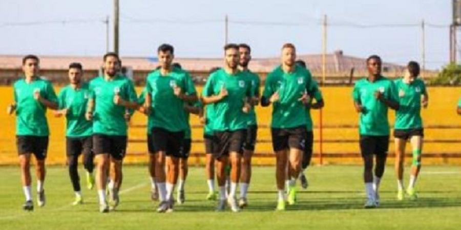 المصري يُجهز "القوة الضاربة" لعبور الحدود 