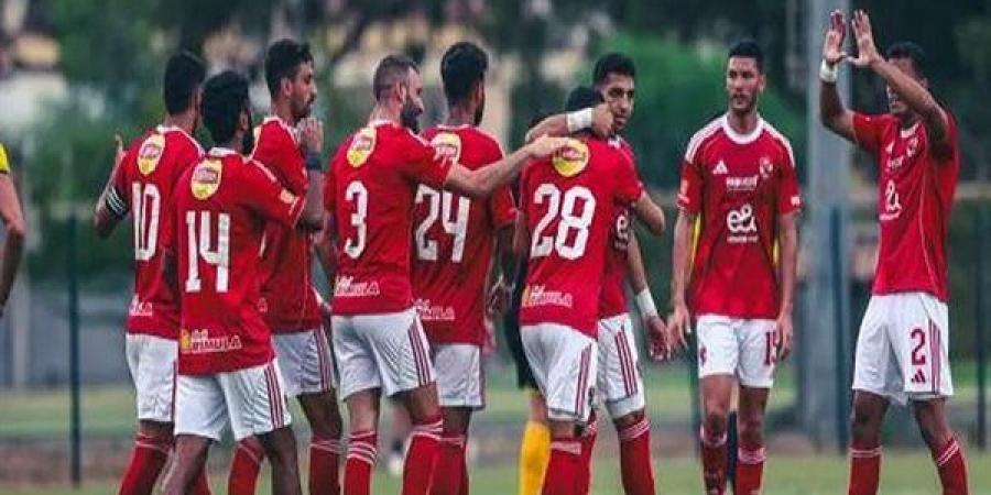 بن شرقي وتريزيجيه وجراديشار.. تشكيل الأهلي أمام غزل المحلة