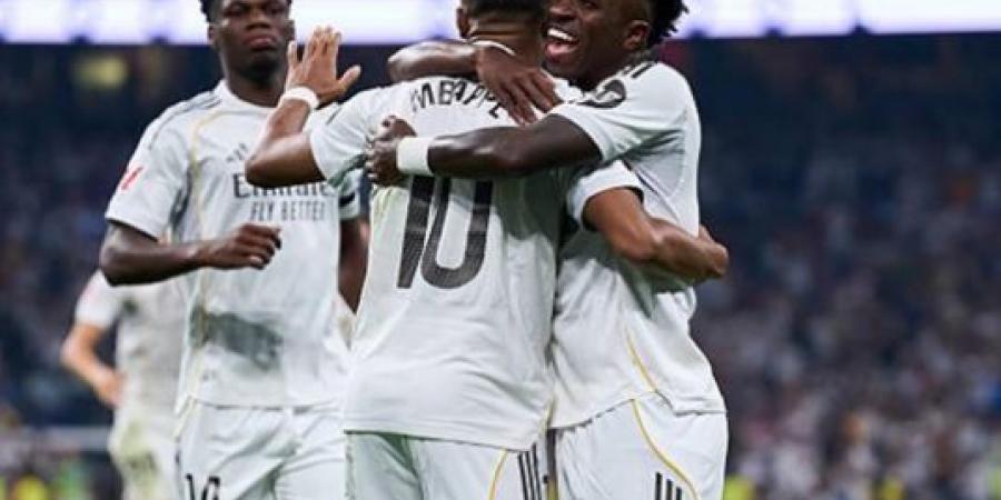 مبابي يسجل ويقود ريال مدريد للفوز على أوفييدو بثلاثية في الليجا