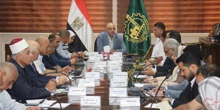 400 طالب سقطوا.. محافظ القليوبية يوجه بمنح درجات الرأفة للراسبين بمدرسة أجهور الإعدادية بقها