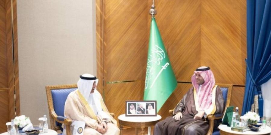 تركي بن محمد بن فهد يستقبل أمين مجلس التعاون الخليجي