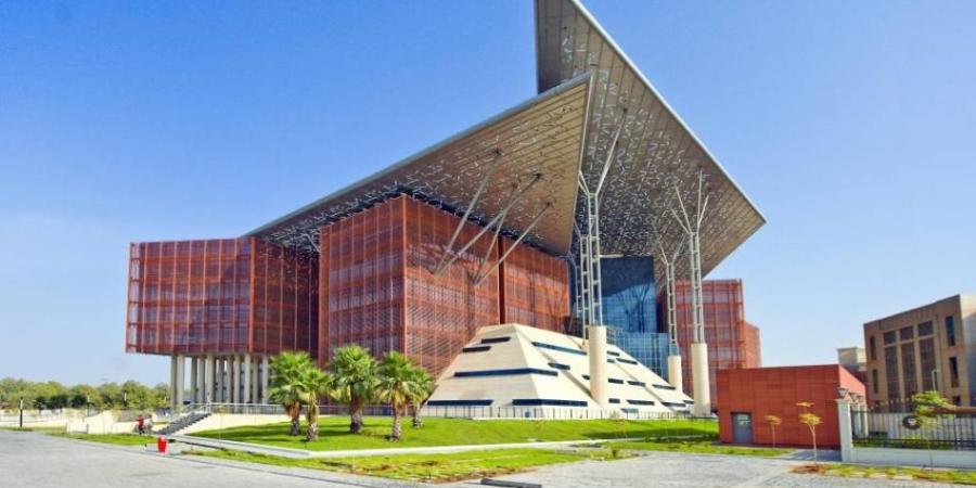 «قضاء أبوظبي» تنفذ 25 برنامجاً تدريبياً