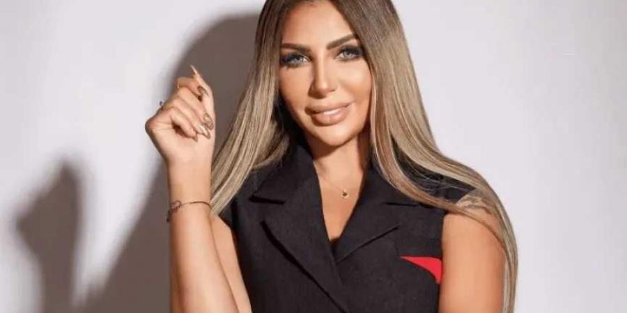 النيابة تحقق مع المنتجة سارة خليفة في اتهامها بغسل أموال من تجارة المخدرات