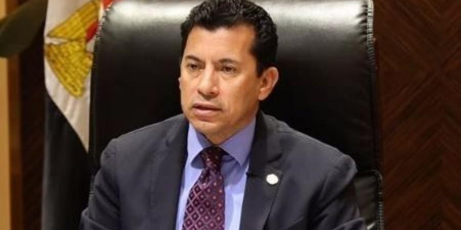أشرف صبحي: أزمة أرض نادي الزمالك في يد مجلس الإدارة