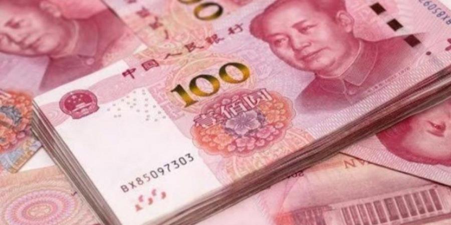 الصين ترفع سعر اليوان المرجعي بأكبر وتيرة منذ يناير وسط ضعف الدولار