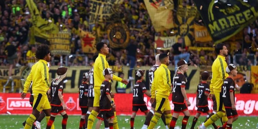 والد بيلنيغهام حاول مواجهة مدرب دورتموند لاستبداله ابنه