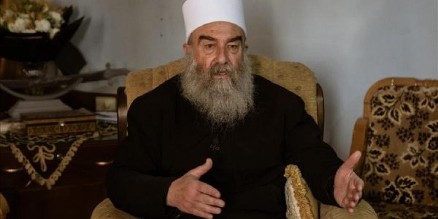 السويداء.. الهجري يشكل فصيلا والبلعوس يعتبره نسخة من الحرس الثوري