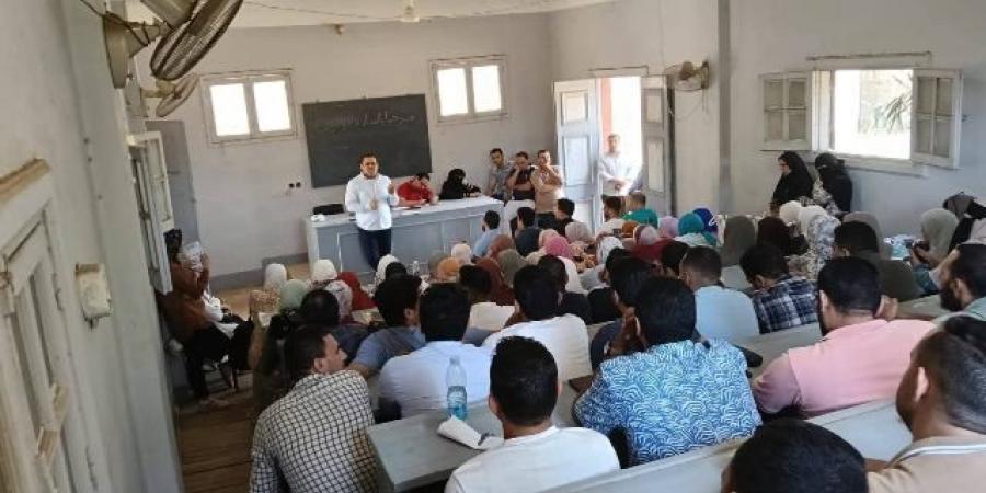  تدريب ١٠٠ صيدلي بإدارة إهناسيا على خطة النهوض بالمنظومة الصحية 