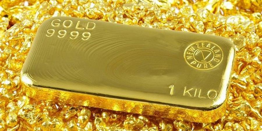 ارتفاع الذهب عند التسوية بدعم من الطلب على الملاذات الآمنة