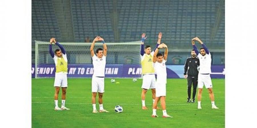 «الأزرق» يجري تعديلات على برنامجه الإعدادي