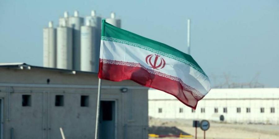 إيران: نتفاوض مع الترويكا لعدم فرض العقوبات