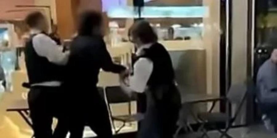 اعتقال أحمد عبد القادر بعد تصديه لهجوم أنس حبيب على السفارة المصرية يفضح تواطؤ الإخوان مع بريطانيا