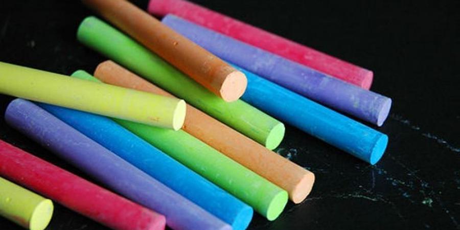 مراقبة اقتصادية - عودة مدرسية: حجز أكثر من 7 آلاف قطعة طباشير و 20 الف قلم شمعي