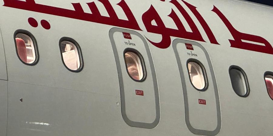 وزارتا النقل والسياحة تتفقان على تكوين فريق عمل لايجاد حلول للاشكاليات التي تعيق فتح خطوط جوية جديدة