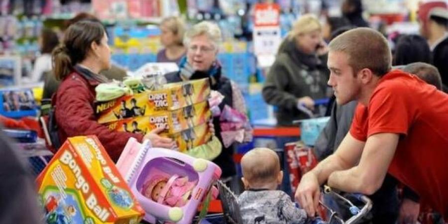 كونفرانس بورد: ثقة المستهلك الأمريكي تتراجع 1.3 نقطة في أغسطس