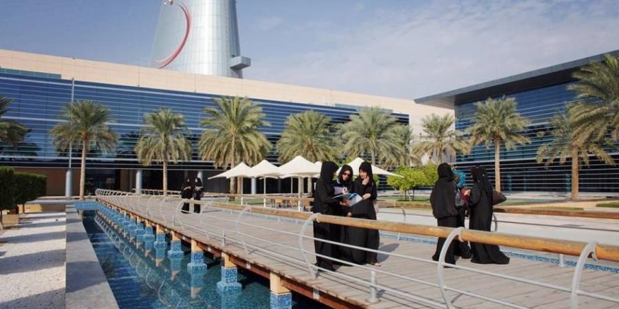 جامعة زايد تسجل أعلى معدل التحاق بانضمام 2860 طالباً