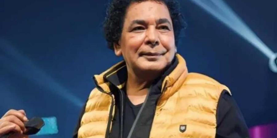 أول ظهور لمحمد منير بعد أزمته الصحية
