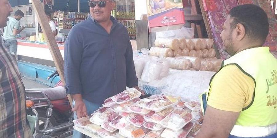 مرافق الأقصر تواصل حملاتها لرفع الإشغالات بمنطقة شرق السكة الحديد